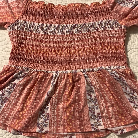 Gypsies and moon dust brand off the shoulder top. Like new. Size medium. - Picture 2 of 5